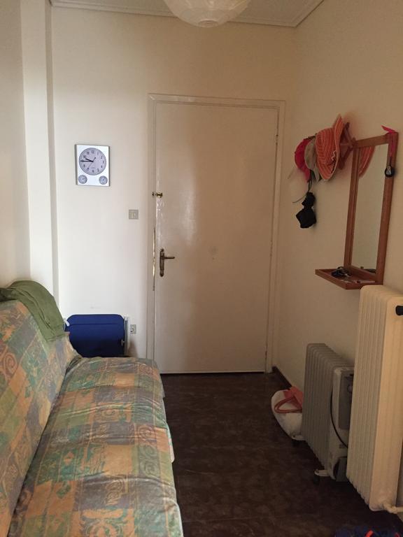 Vlastos Apartment Каламос Екстериор снимка